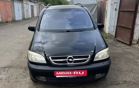Opel Zafira A рестайлинг, 2002 год, 500 000 рублей, 4 фотография