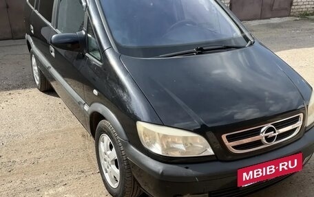 Opel Zafira A рестайлинг, 2002 год, 500 000 рублей, 9 фотография