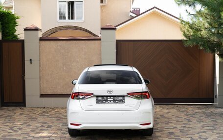 Toyota Corolla, 2022 год, 1 740 000 рублей, 5 фотография