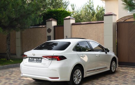 Toyota Corolla, 2022 год, 1 740 000 рублей, 6 фотография