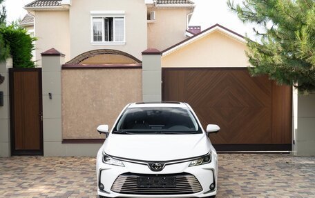 Toyota Corolla, 2022 год, 1 740 000 рублей, 4 фотография