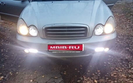 Hyundai Sonata IV рестайлинг, 2004 год, 230 000 рублей, 1 фотография