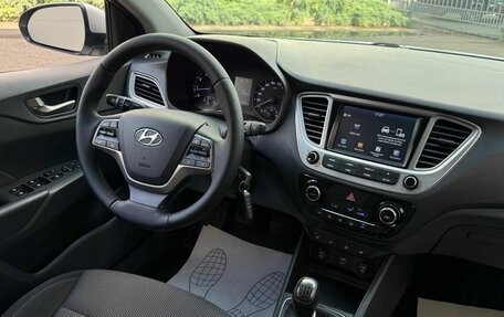 Hyundai Solaris II рестайлинг, 2019 год, 1 050 000 рублей, 13 фотография