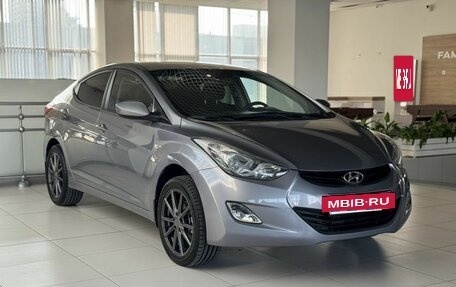 Hyundai Elantra V, 2013 год, 880 000 рублей, 3 фотография