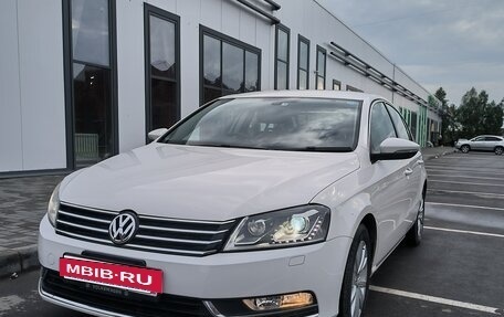Volkswagen Passat B7, 2013 год, 1 170 000 рублей, 10 фотография