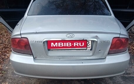 Hyundai Sonata IV рестайлинг, 2004 год, 230 000 рублей, 3 фотография