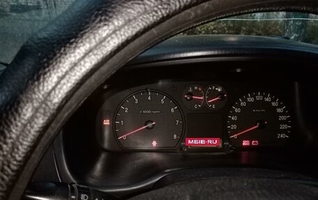 Hyundai Sonata IV рестайлинг, 2004 год, 230 000 рублей, 6 фотография