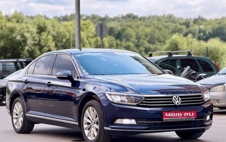 Volkswagen Passat B8 рестайлинг, 2015 год, 1 700 000 рублей, 1 фотография