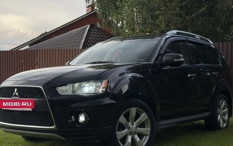 Mitsubishi Outlander III рестайлинг 3, 2011 год, 1 190 000 рублей, 4 фотография