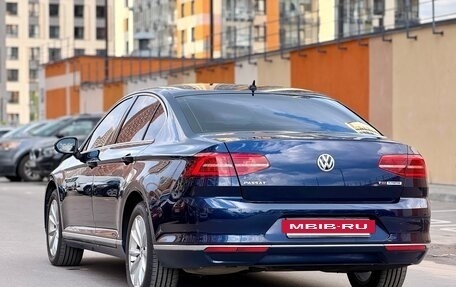 Volkswagen Passat B8 рестайлинг, 2015 год, 1 700 000 рублей, 3 фотография