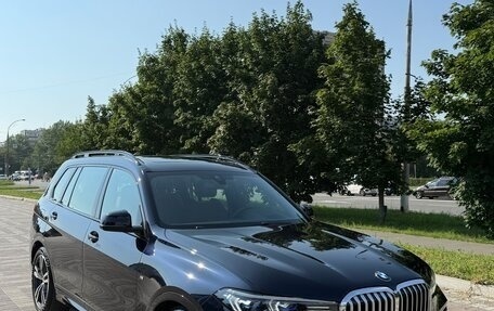 BMW X7, 2021 год, 10 990 000 рублей, 2 фотография