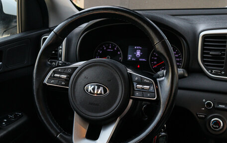 KIA Sportage IV рестайлинг, 2020 год, 2 400 000 рублей, 12 фотография