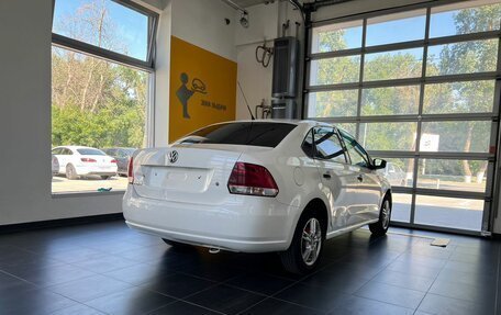 Volkswagen Polo VI (EU Market), 2011 год, 500 000 рублей, 6 фотография