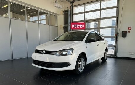 Volkswagen Polo VI (EU Market), 2011 год, 500 000 рублей, 3 фотография