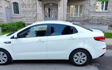 KIA Rio III рестайлинг, 2016 год, 950 000 рублей, 3 фотография