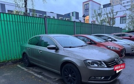 Volkswagen Passat B7, 2013 год, 1 050 000 рублей, 2 фотография