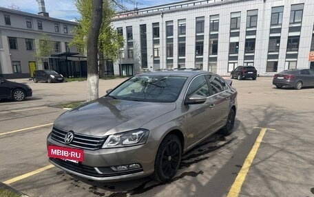 Volkswagen Passat B7, 2013 год, 1 050 000 рублей, 4 фотография