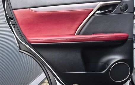 Lexus RX IV рестайлинг, 2018 год, 3 799 000 рублей, 14 фотография