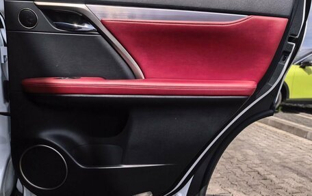 Lexus RX IV рестайлинг, 2018 год, 3 799 000 рублей, 15 фотография