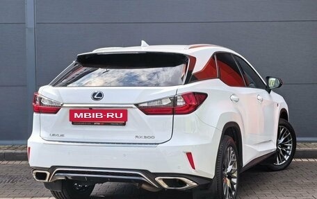 Lexus RX IV рестайлинг, 2018 год, 3 799 000 рублей, 4 фотография