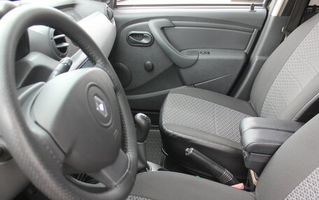 Renault Duster I рестайлинг, 2014 год, 827 000 рублей, 10 фотография
