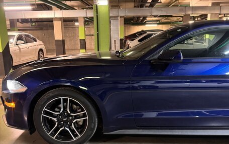 Ford Mustang VI рестайлинг, 2018 год, 2 650 000 рублей, 2 фотография