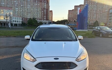 Ford Focus III, 2015 год, 890 000 рублей, 1 фотография