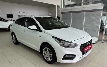 Hyundai Solaris II рестайлинг, 2019 год, 1 349 900 рублей, 1 фотография