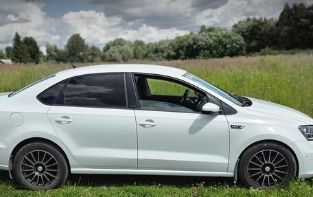 Volkswagen Polo VI (EU Market), 2016 год, 1 150 000 рублей, 3 фотография