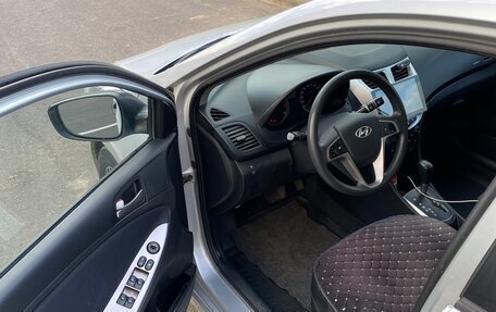 Hyundai Solaris II рестайлинг, 2014 год, 850 000 рублей, 7 фотография