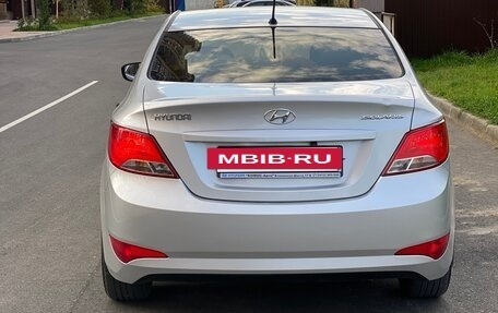 Hyundai Solaris II рестайлинг, 2014 год, 850 000 рублей, 5 фотография
