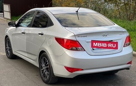 Hyundai Solaris II рестайлинг, 2014 год, 850 000 рублей, 4 фотография