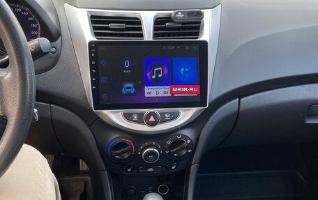Hyundai Solaris II рестайлинг, 2014 год, 850 000 рублей, 10 фотография