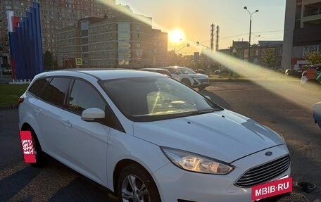 Ford Focus III, 2015 год, 890 000 рублей, 2 фотография