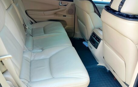 Lexus LX III, 2009 год, 3 850 000 рублей, 14 фотография
