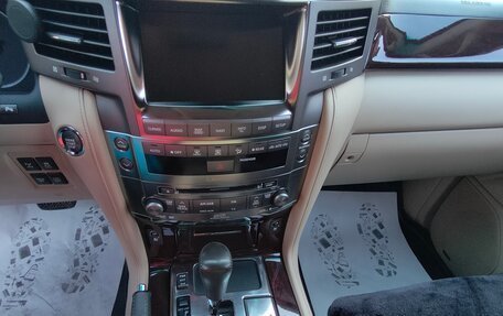 Lexus LX III, 2009 год, 3 850 000 рублей, 23 фотография