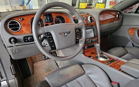 Bentley Continental Flying Spur, 2005 год, 2 999 000 рублей, 16 фотография