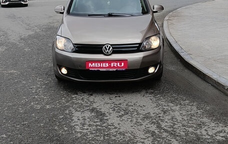 Volkswagen Golf Plus II, 2011 год, 730 000 рублей, 2 фотография