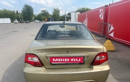 Daewoo Nexia I рестайлинг, 2010 год, 300 000 рублей, 8 фотография