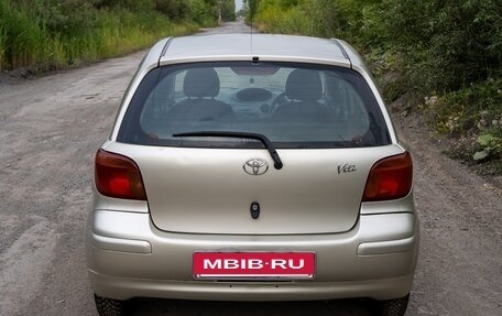 Toyota Vitz, 2002 год, 350 000 рублей, 4 фотография