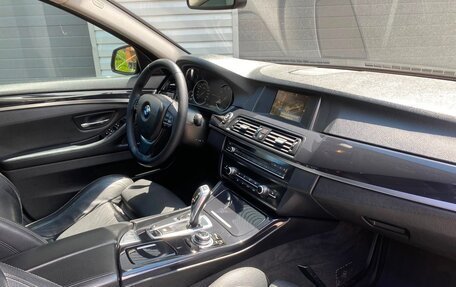 BMW 5 серия, 2016 год, 2 400 000 рублей, 7 фотография
