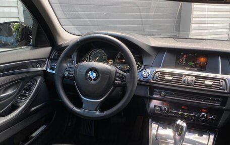 BMW 5 серия, 2016 год, 2 400 000 рублей, 12 фотография