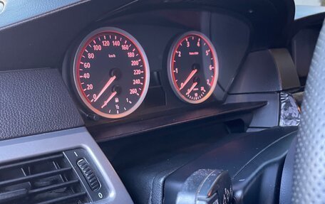 BMW 5 серия, 2004 год, 820 000 рублей, 12 фотография