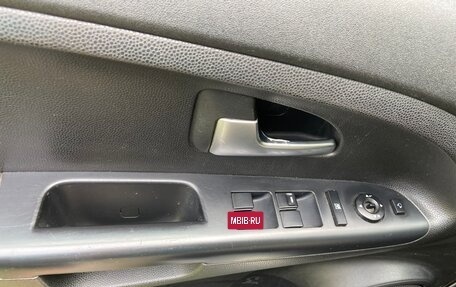 KIA Venga I, 2012 год, 865 000 рублей, 15 фотография