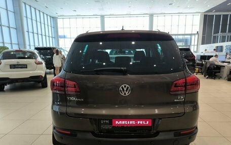 Volkswagen Tiguan I, 2016 год, 1 350 000 рублей, 6 фотография