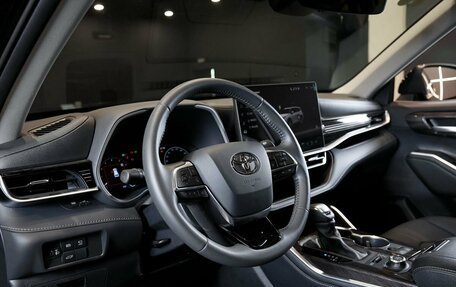 Toyota Highlander, 2026 год, 5 600 000 рублей, 9 фотография