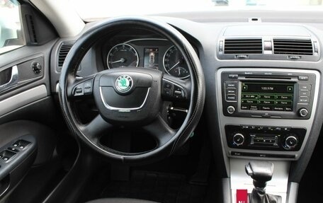 Skoda Octavia, 2012 год, 900 000 рублей, 17 фотография