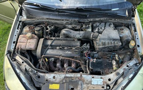 Ford Focus IV, 2002 год, 129 990 рублей, 10 фотография