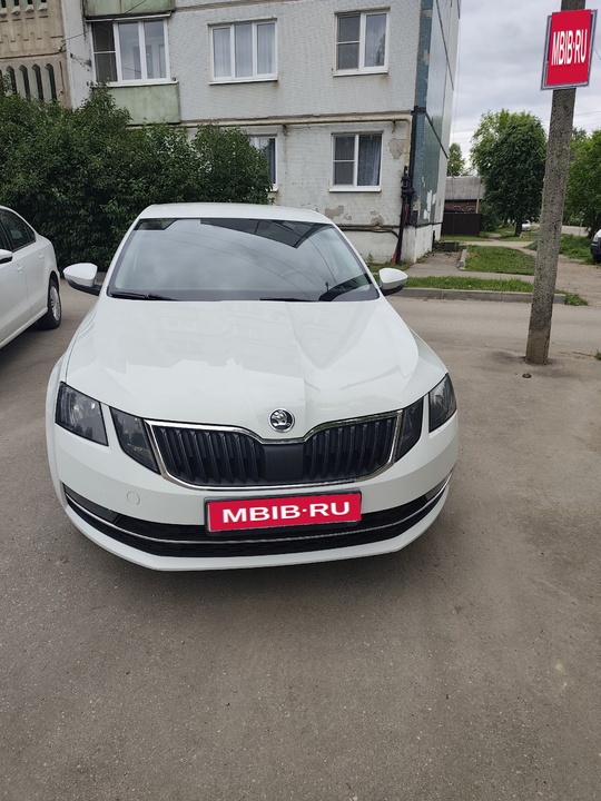 Skoda Octavia A7 рестайлинг, 2018 год, 1 390 000 рублей, 3 фотография