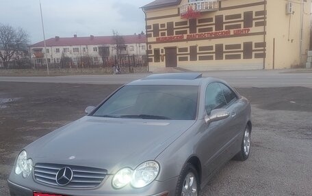 Mercedes-Benz CLK-Класс, 2003 год, 600 000 рублей, 1 фотография